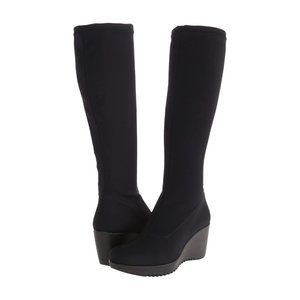La Canadienne Boots - Tall, Sleek, Waterproof